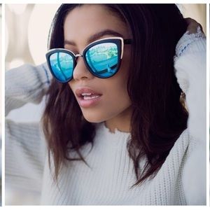 QUAY ‘My Girl’ Sunglasses